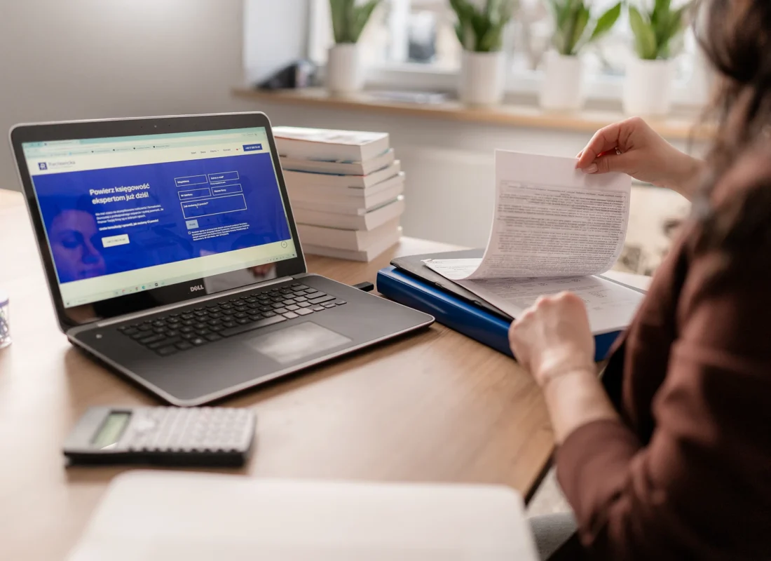 Praca księgowej w biurze rachunkowym w Mielcu – obsługa dokumentów i rozliczeń podatkowych
